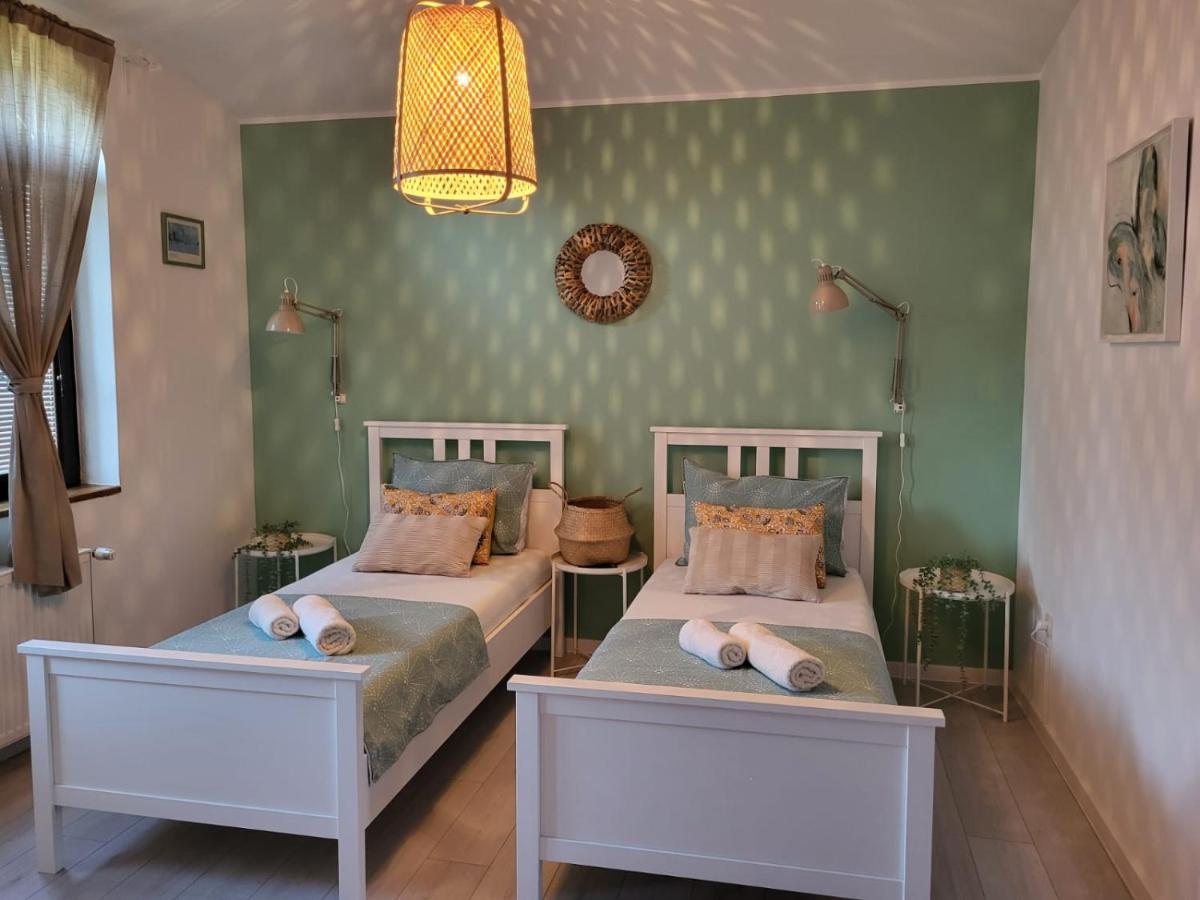 Sobe Pilajevo 2, 183 Ulica Stjepana Radica, Gola Apartman Kültér fotó